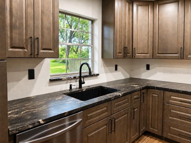 LAKE ANNE ESTATES SUB - Residential