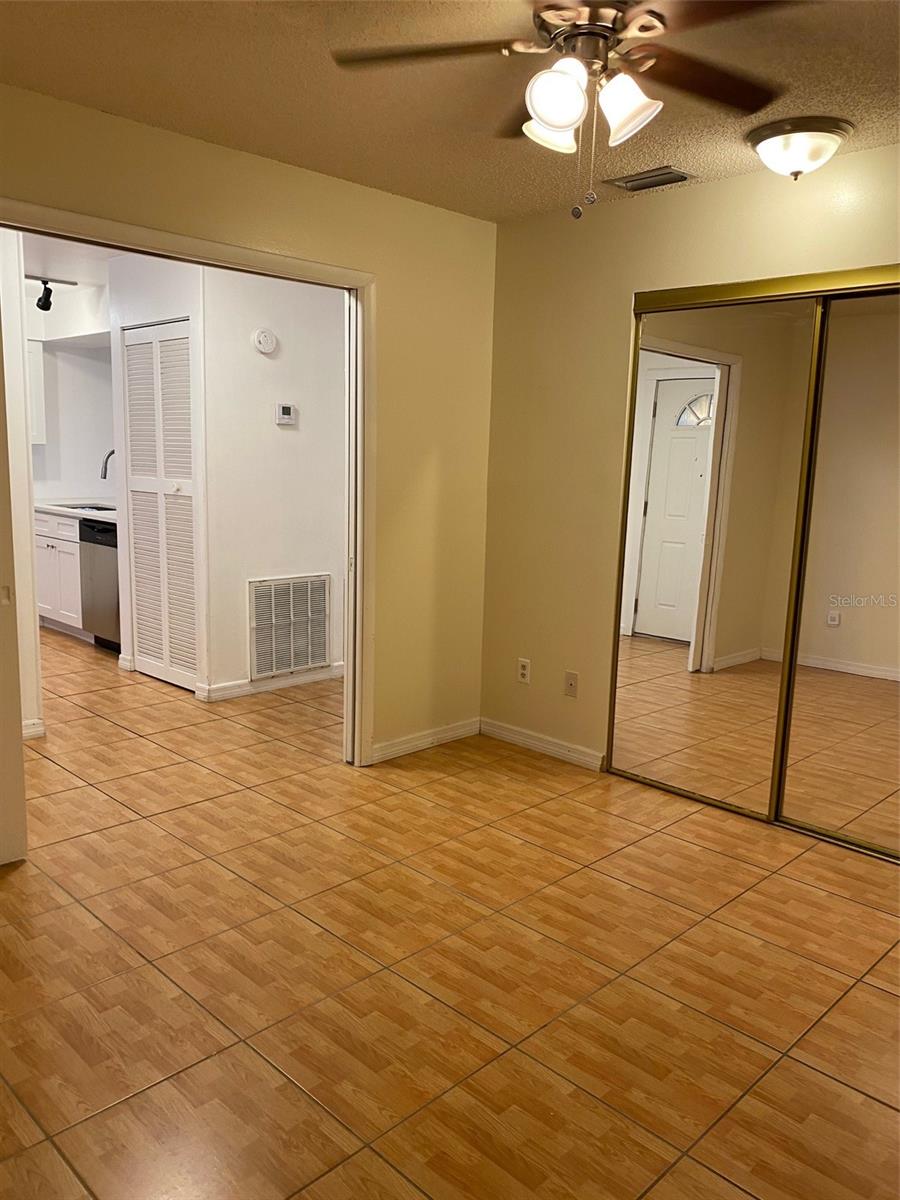 WEDGEWOOD TENNIS VILLAS - Residential Lease