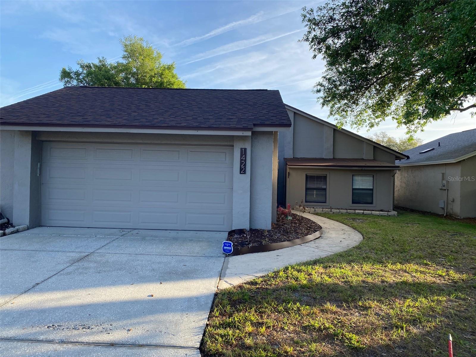 SHORT TERM (MINIMUM 6 MONTHS) OR LONG TERM WITH 60 DAYS NOTIFICATION! Available July 15, 2026. Enjoy serene living in this well maintained and updated 3-bedroom Tuscawilla villa, HOA maintains the lawn. This home boasts an open floor plan featuring beamed vaulted ceilings, a wood burning stone fireplace, an eat in kitchen and a spacious screened porch Resurfaced bath tub, shower and vanity countertops. Professional tennis courts and a clubhouse facility right across the street. Updated kitchen new cabinetry, quartz countertops and equipped with premium stainless steel appliances, vaulted ceilings with elegant wooden beams. Enjoy the living space outdoors in a large screened-in patio, enjoy your backyard, with 12 inch with concrete tiles, vinyl fence for privacy, creating a relaxed setting for entertaining . This home is near Trotwood Park, Cross Seminole Trail and Bear Creek Nature Trail. The location is one of the best with quick access to the 417. The schools include some of thehttps://apply.link/P3tSils top-rated schools in all of Central Florida. ELECTRICITY AND WATER ARE INCLUDED WITH ADDITIONAL MONTHLY FEE OF $450. https://apply.link/P3tSils