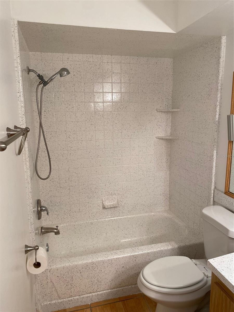 WEDGEWOOD TENNIS VILLAS - Residential Lease