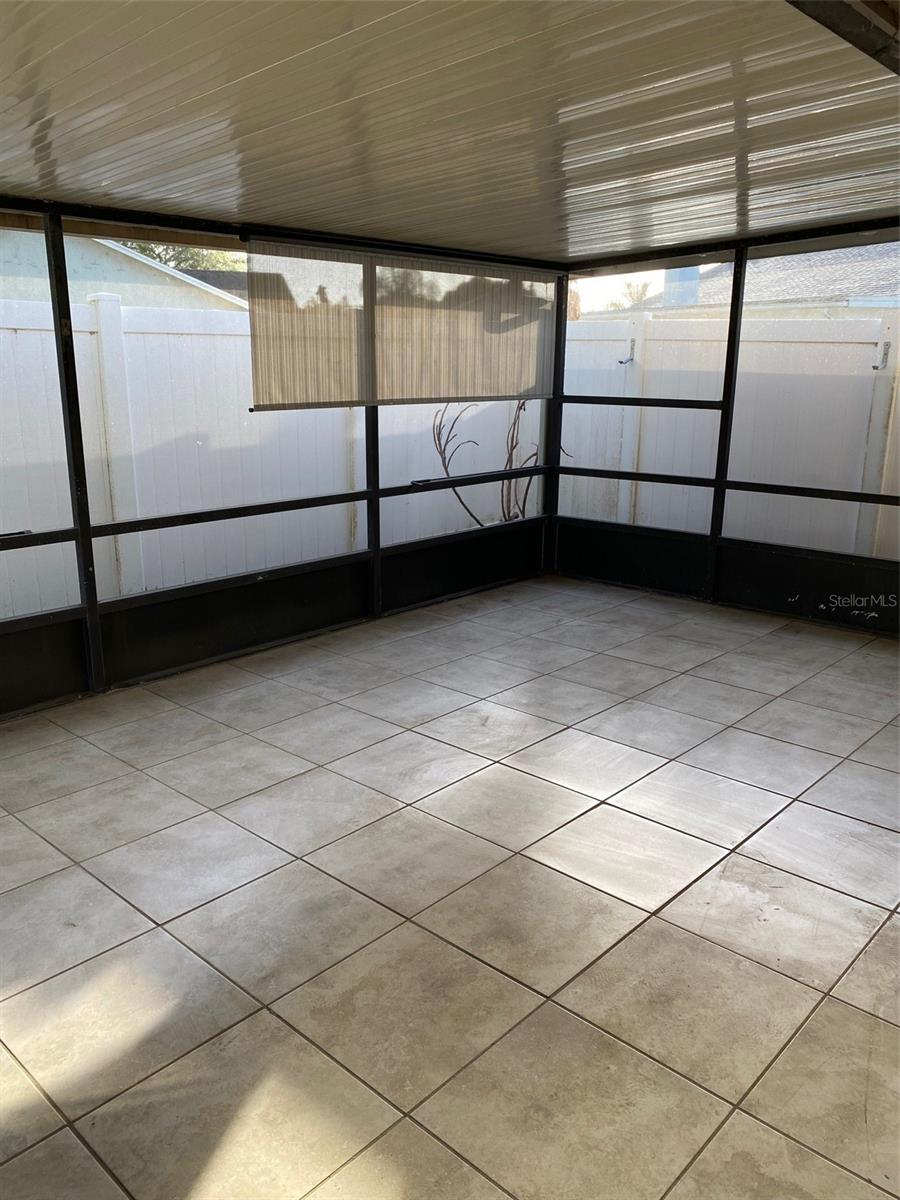 WEDGEWOOD TENNIS VILLAS - Residential Lease