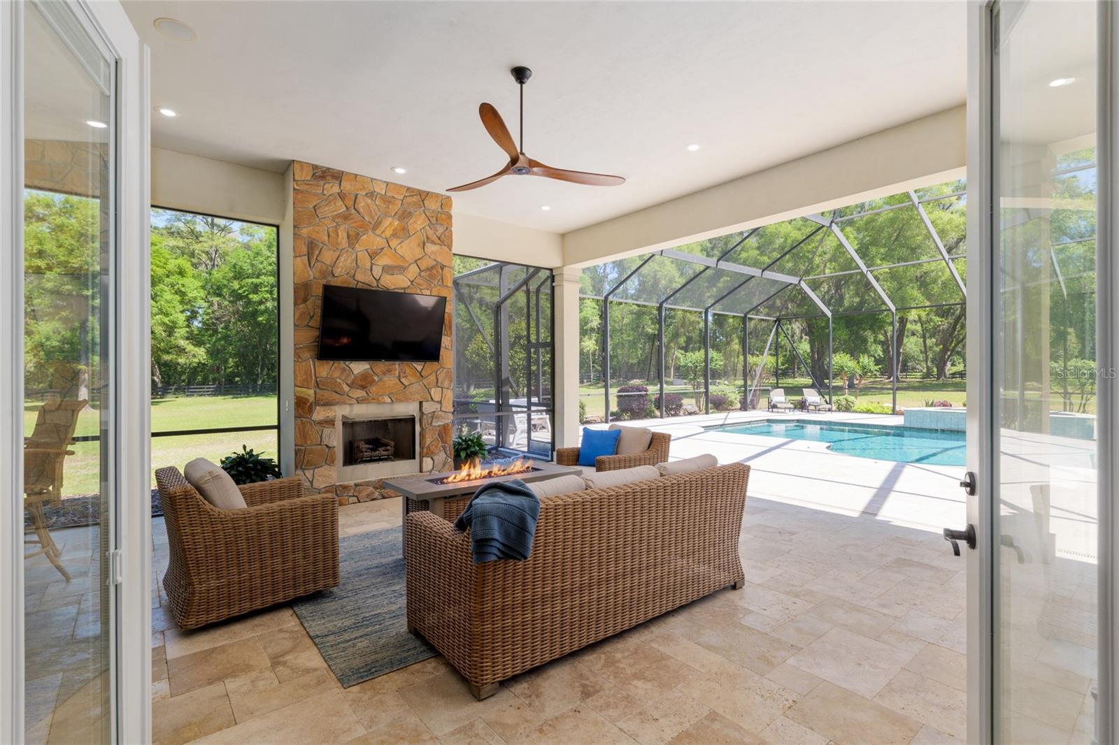 WYNDSONG - Residential