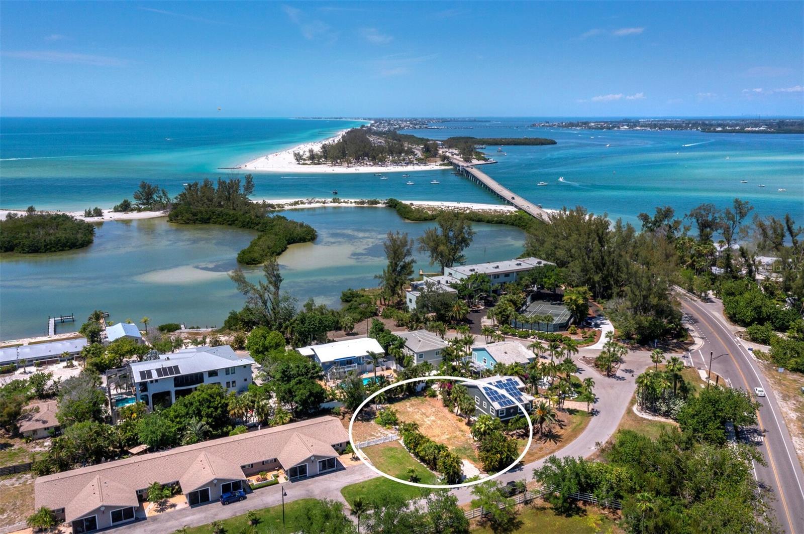 LONGBEACH ON LONGBOAT KEY - Land