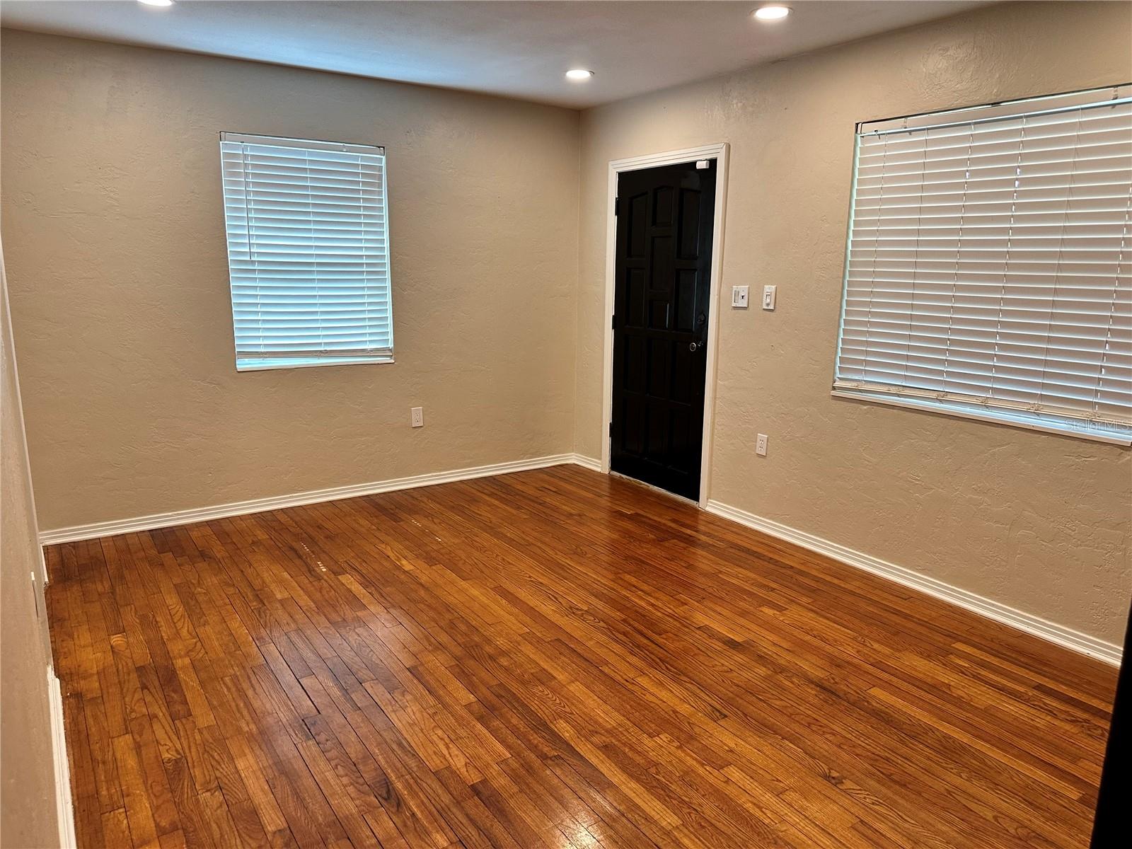 HIGHVIEW SUB BLK C, LOT 10 - Residential