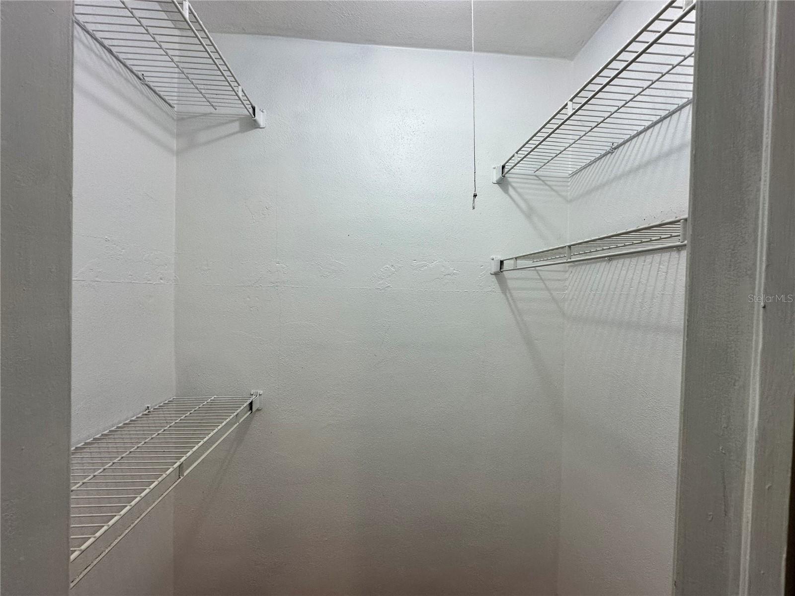 HIGHVIEW SUB BLK C, LOT 10 - Residential