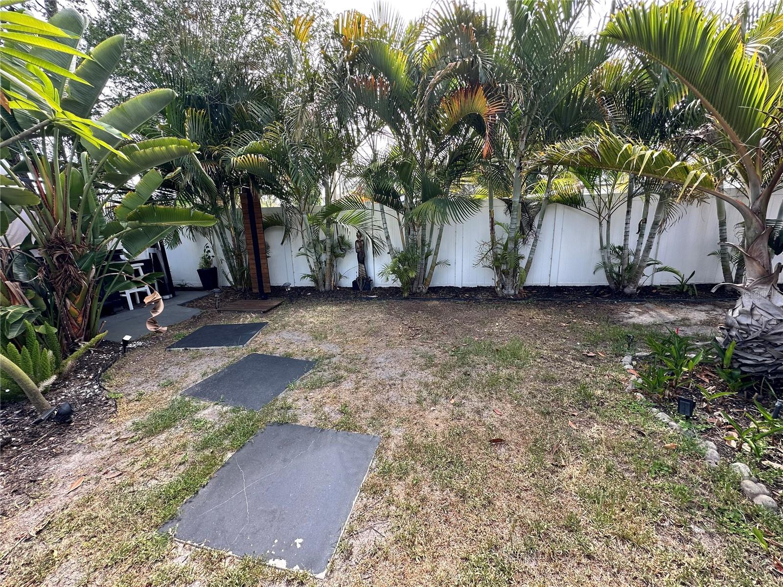 HIGHVIEW SUB BLK C, LOT 10 - Residential