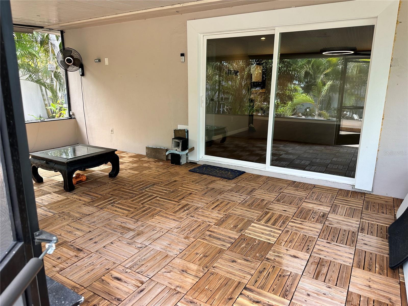 HIGHVIEW SUB BLK C, LOT 10 - Residential