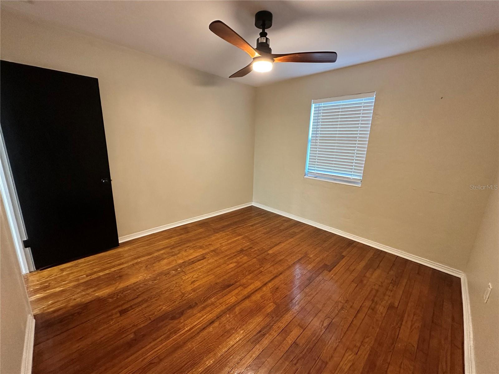 HIGHVIEW SUB BLK C, LOT 10 - Residential