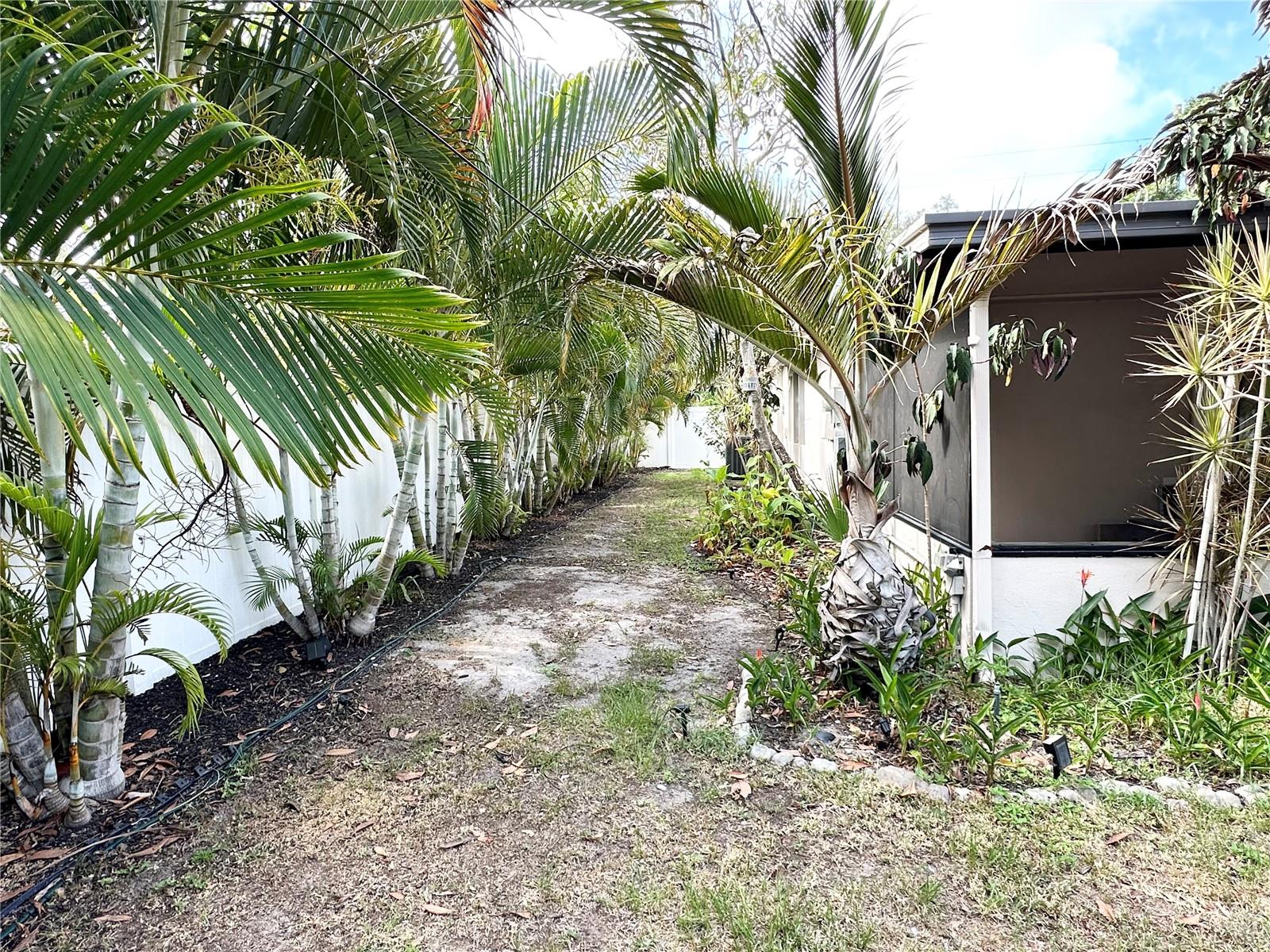 HIGHVIEW SUB BLK C, LOT 10 - Residential