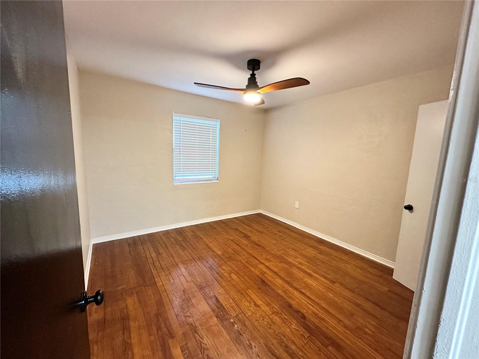 HIGHVIEW SUB BLK C, LOT 10 - Residential