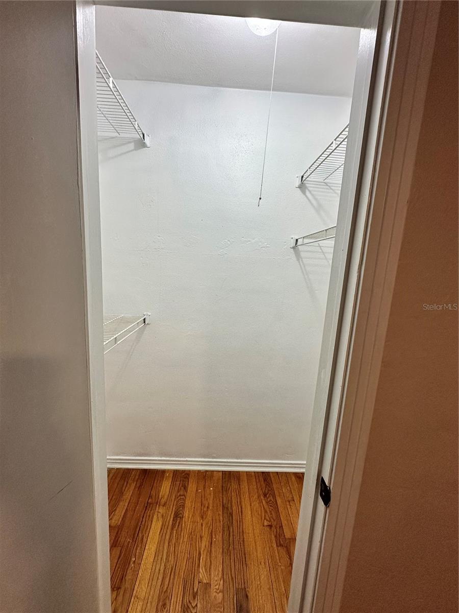 HIGHVIEW SUB BLK C, LOT 10 - Residential