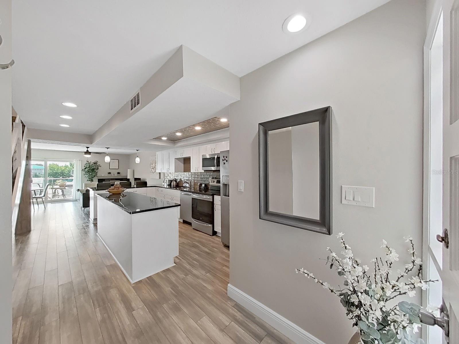 SOUTH PAULA POINT CONDO - Residential