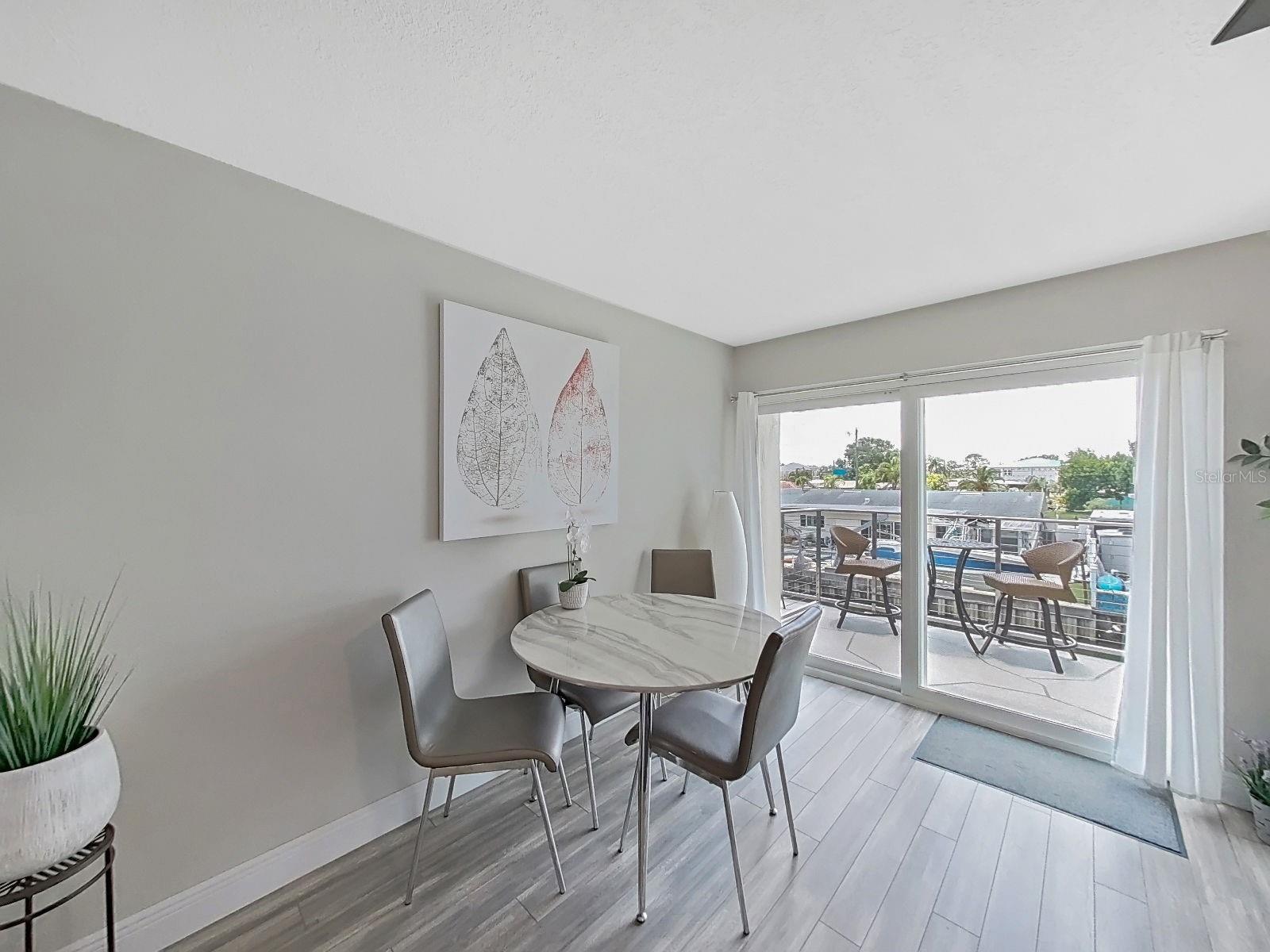SOUTH PAULA POINT CONDO - Residential