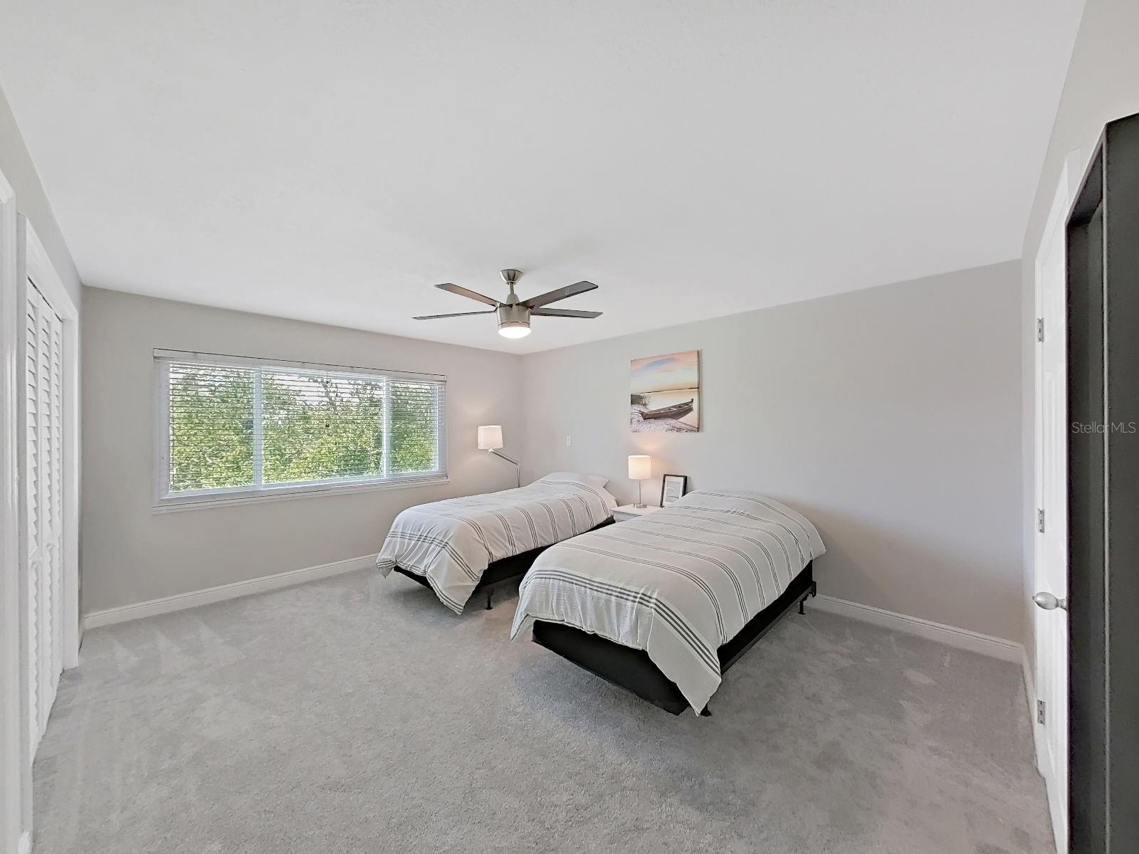 SOUTH PAULA POINT CONDO - Residential