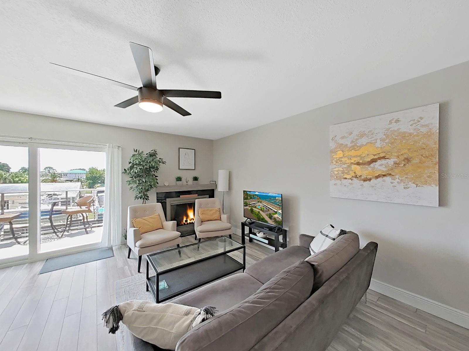 SOUTH PAULA POINT CONDO - Residential