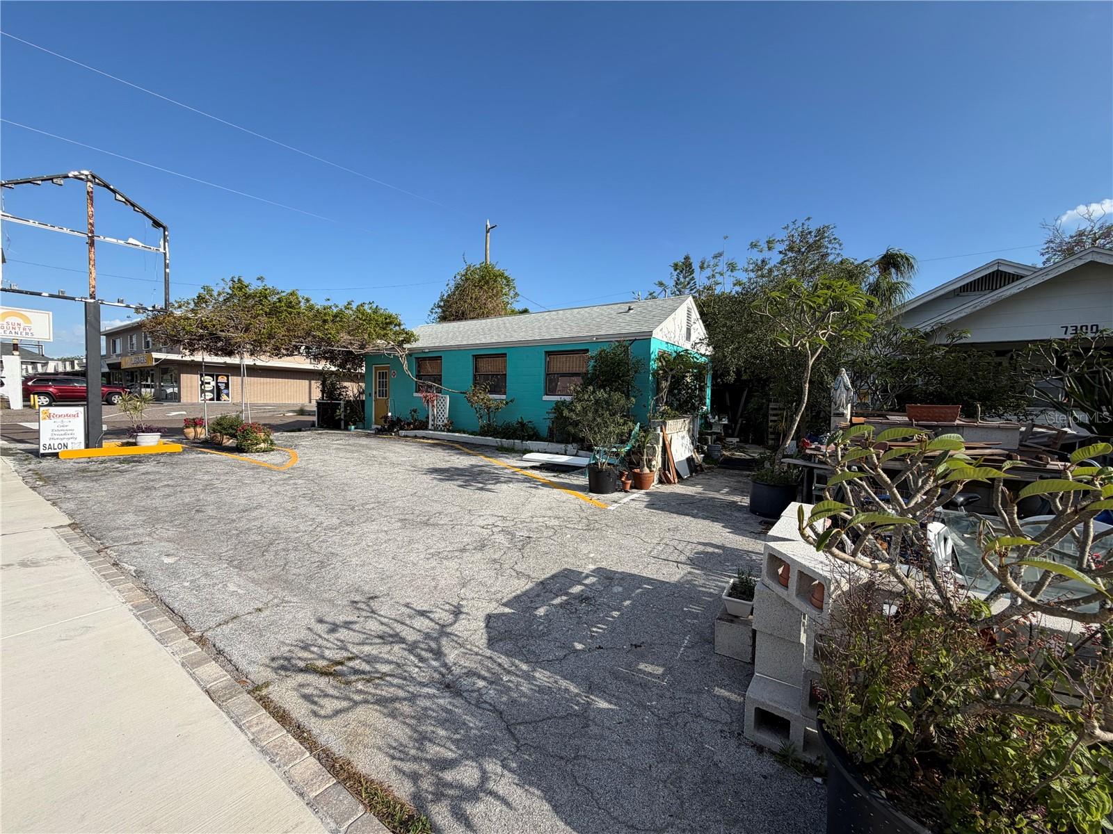 DAVISTA REV MAP OF - Commercial Sale