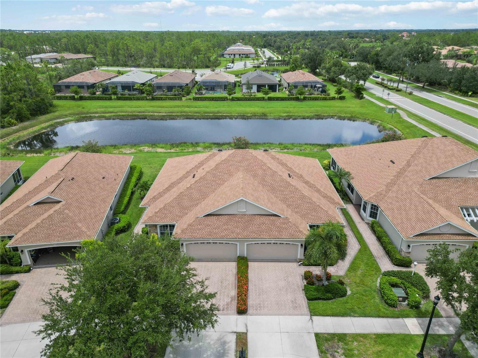LAKESIDE PLANTATION - Residential