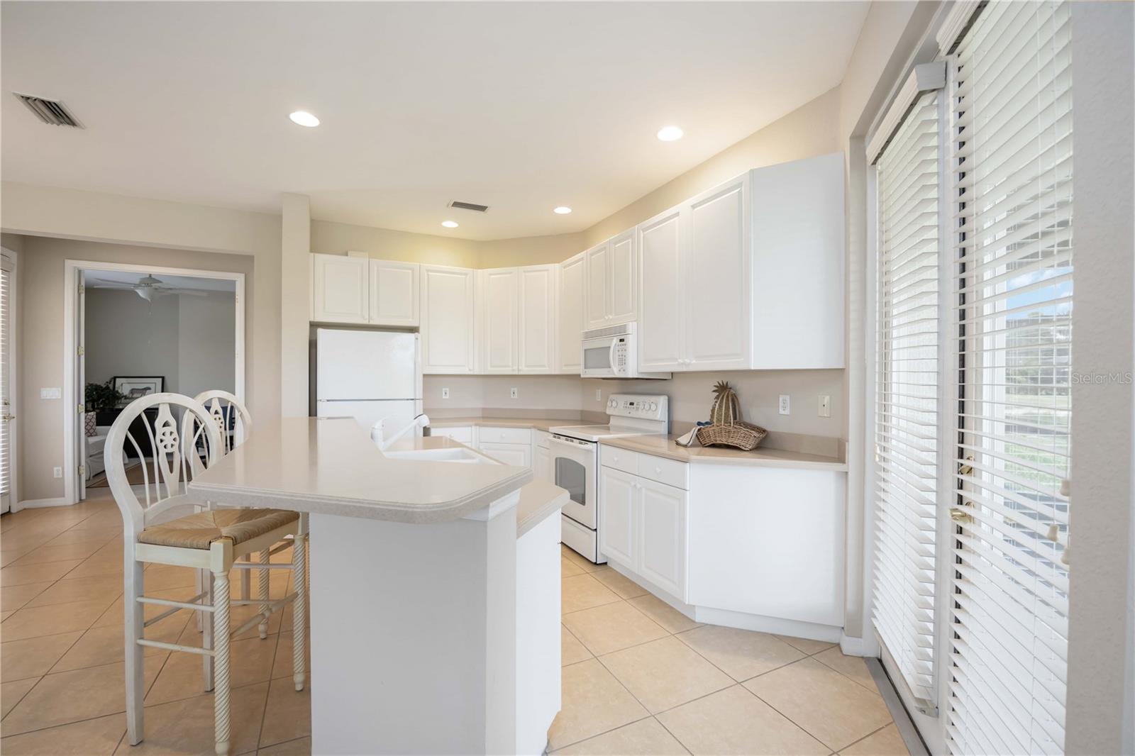 LAKESIDE PLANTATION - Residential