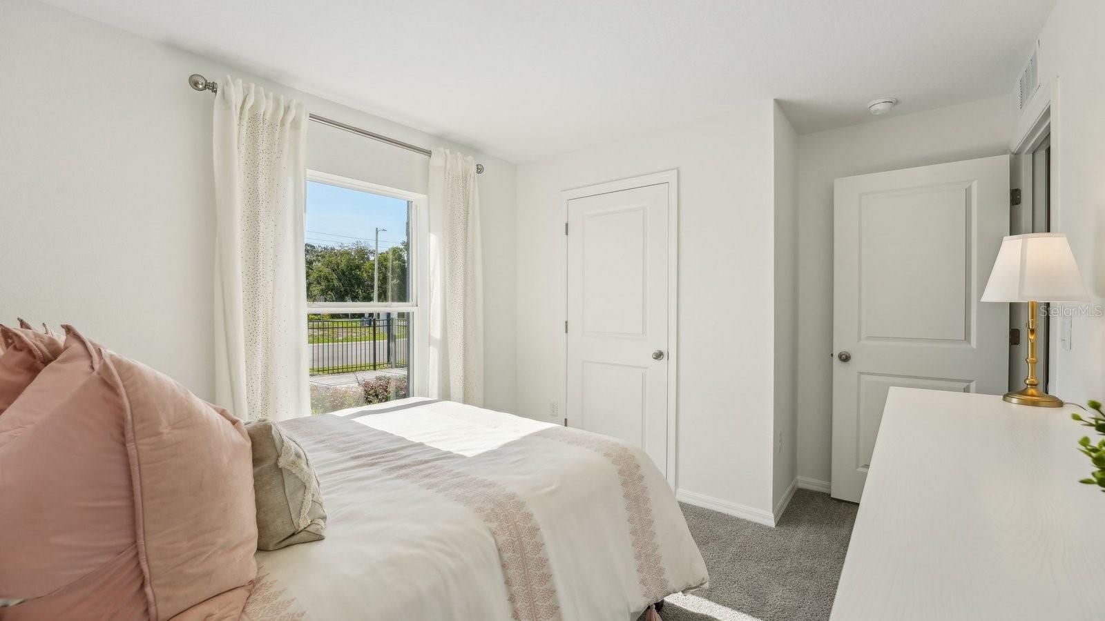 HOLLOWAY LANDING - Residential