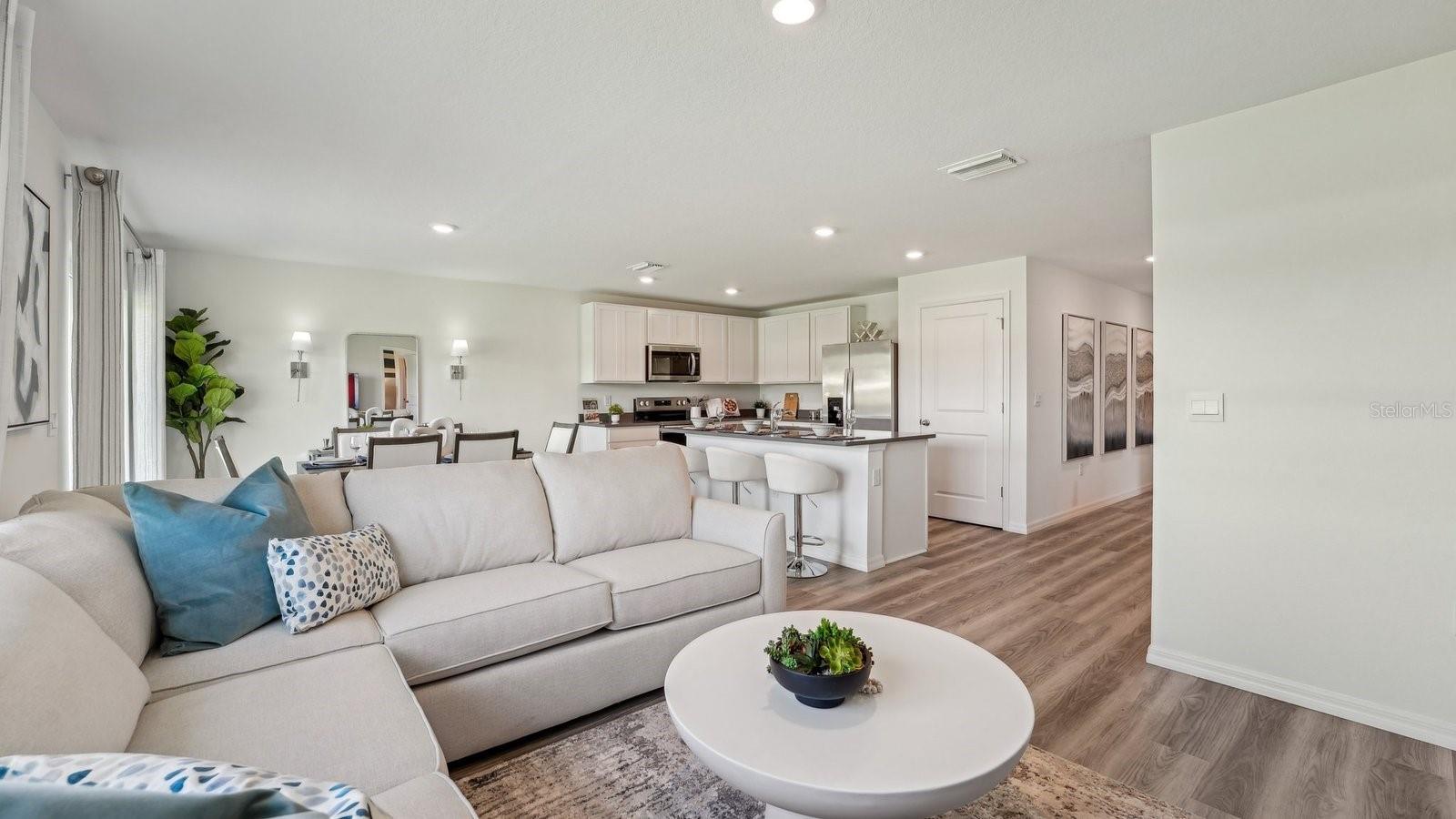 HOLLOWAY LANDING - Residential