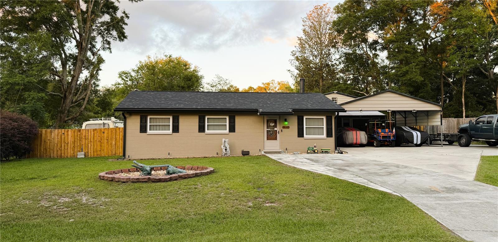 AVONDALE UNIT D - Residential