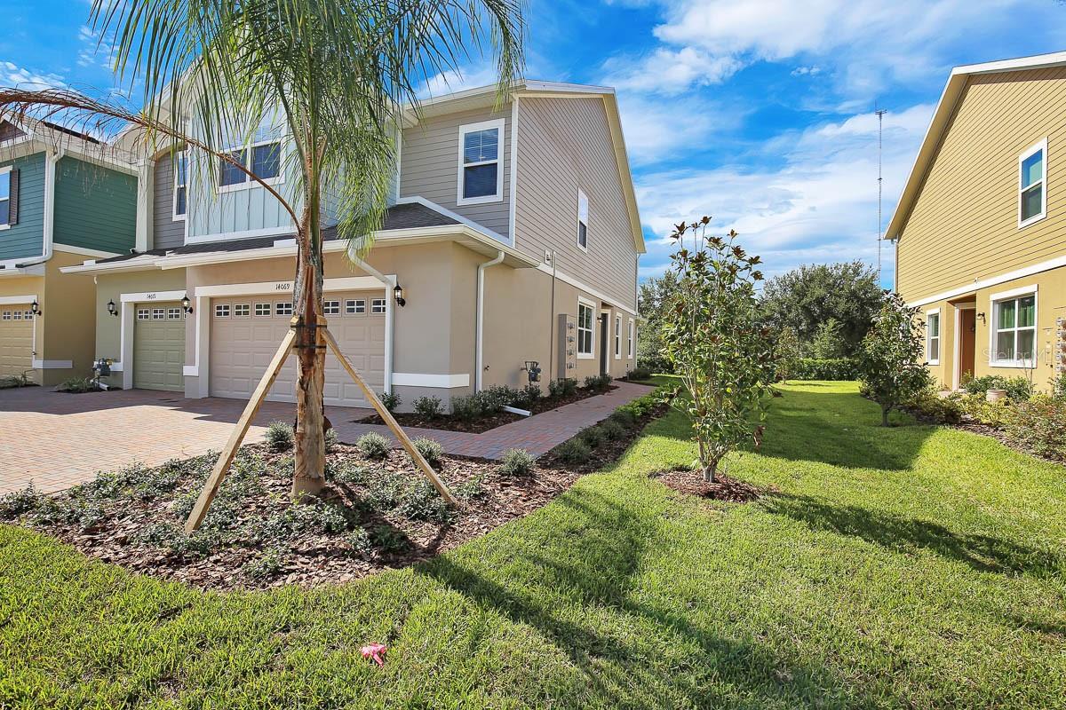 FISHHAWK RANCH WEST TWNHMS - Residential Lease