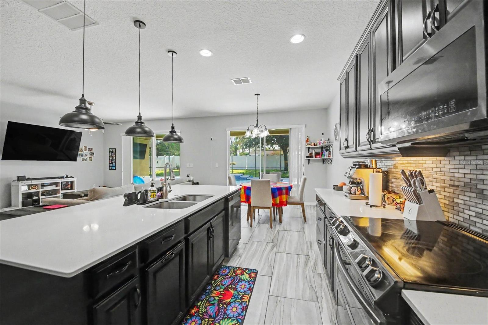 WOLF CREEK RIDGE - Residential