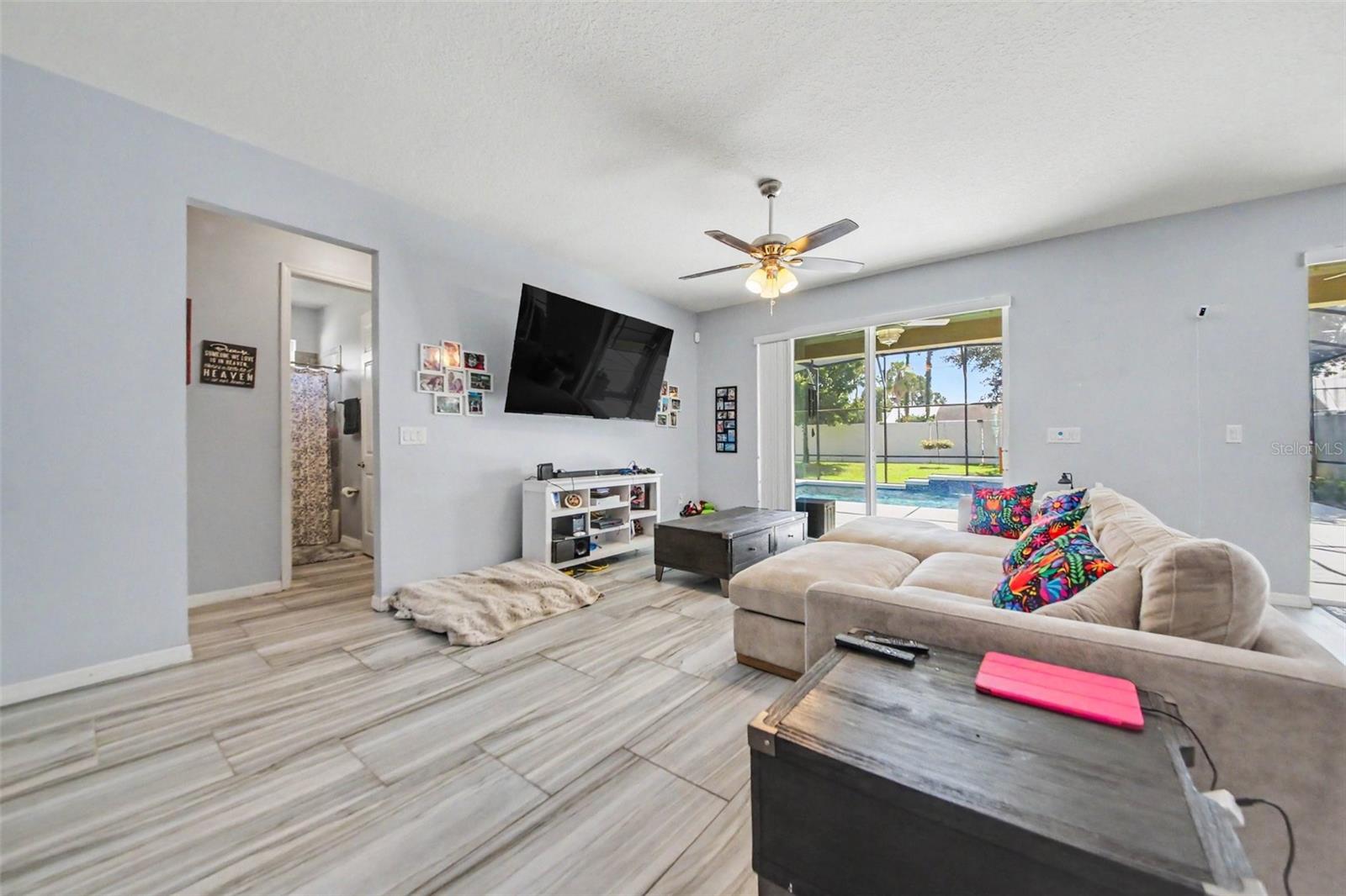 WOLF CREEK RIDGE - Residential