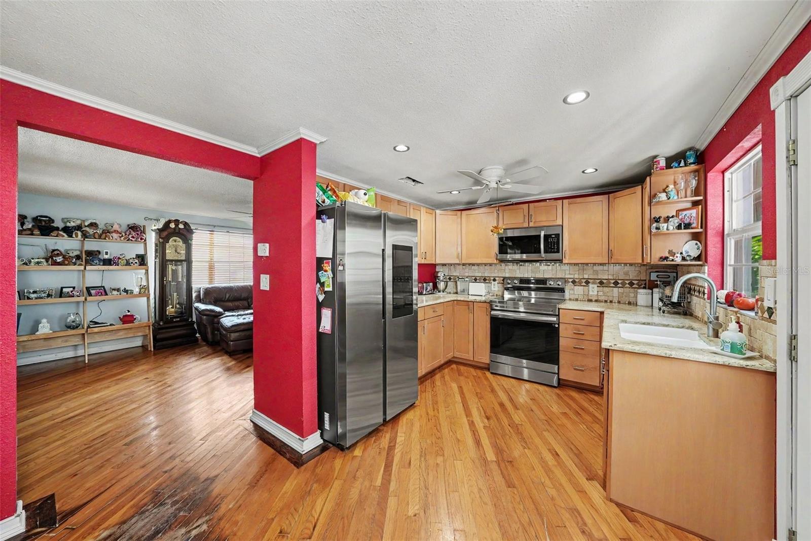TAMPAS NORTH SIDE CNTRY CL AREA UNIT - Residential
