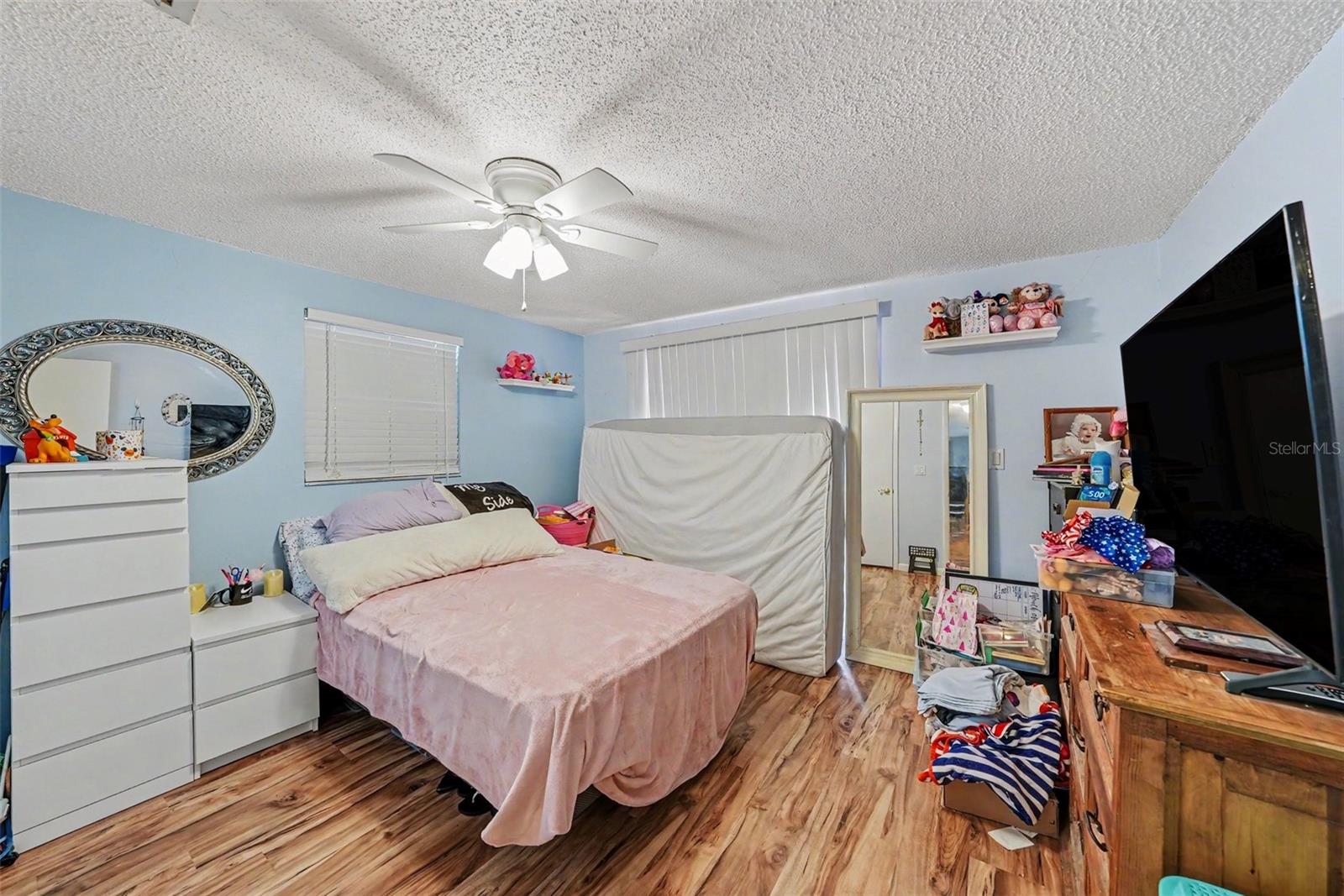 TAMPAS NORTH SIDE CNTRY CL AREA UNIT - Residential