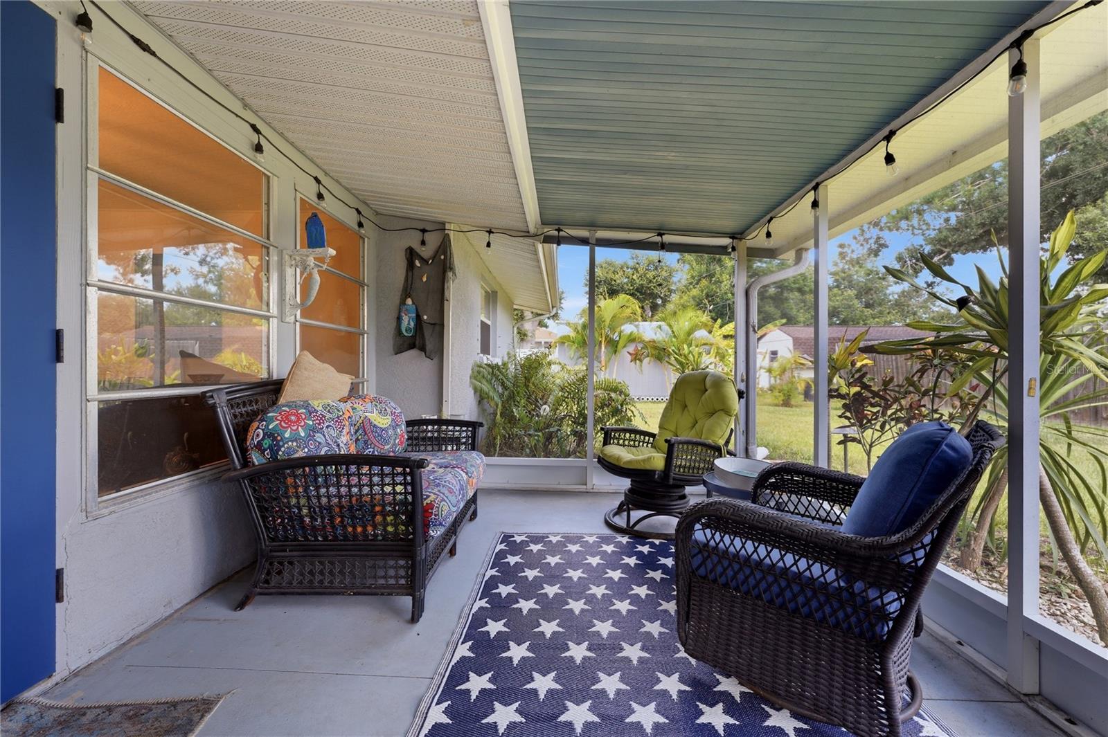 SOUTH VENICE - Residential