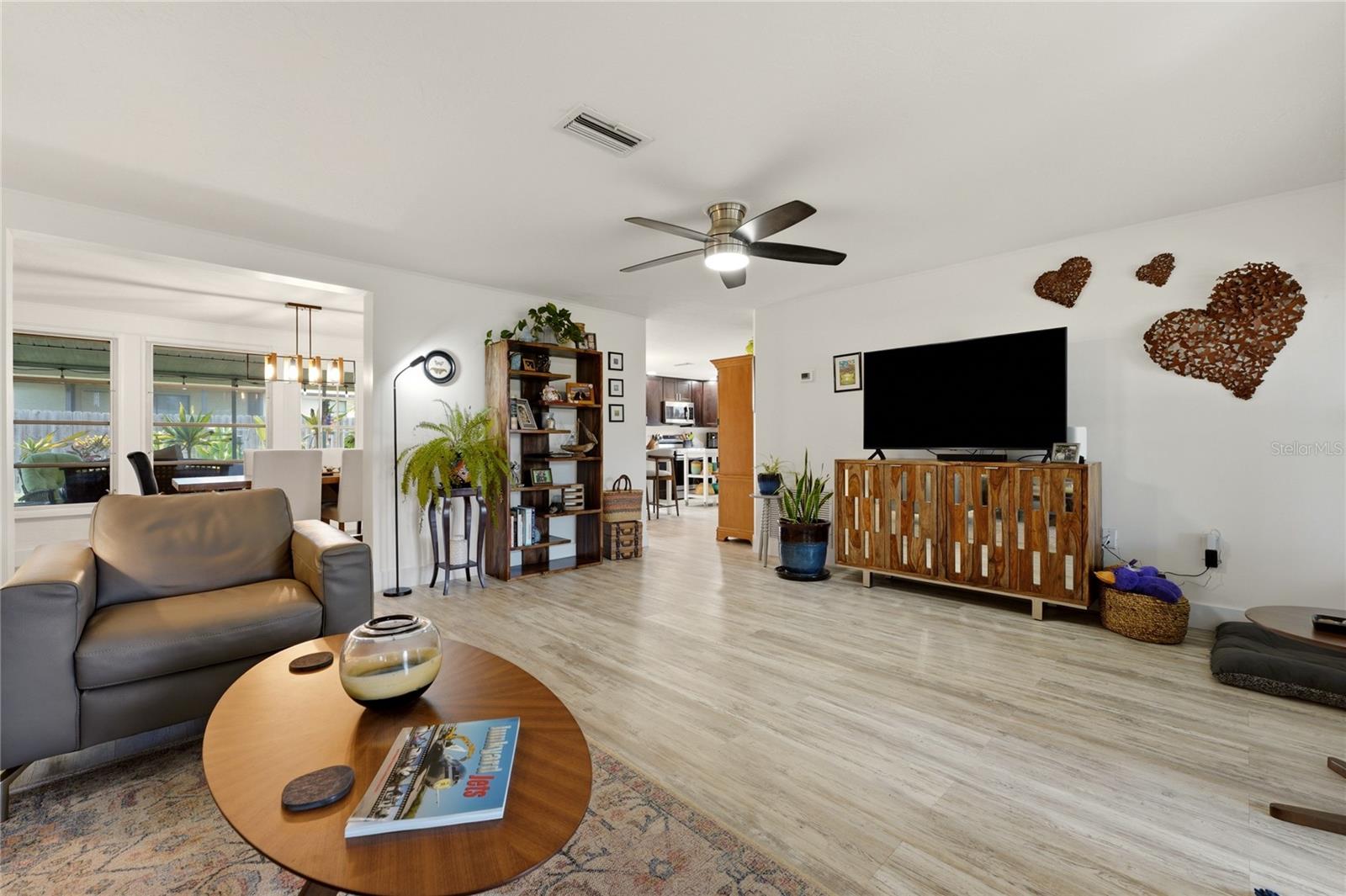 SOUTH VENICE - Residential