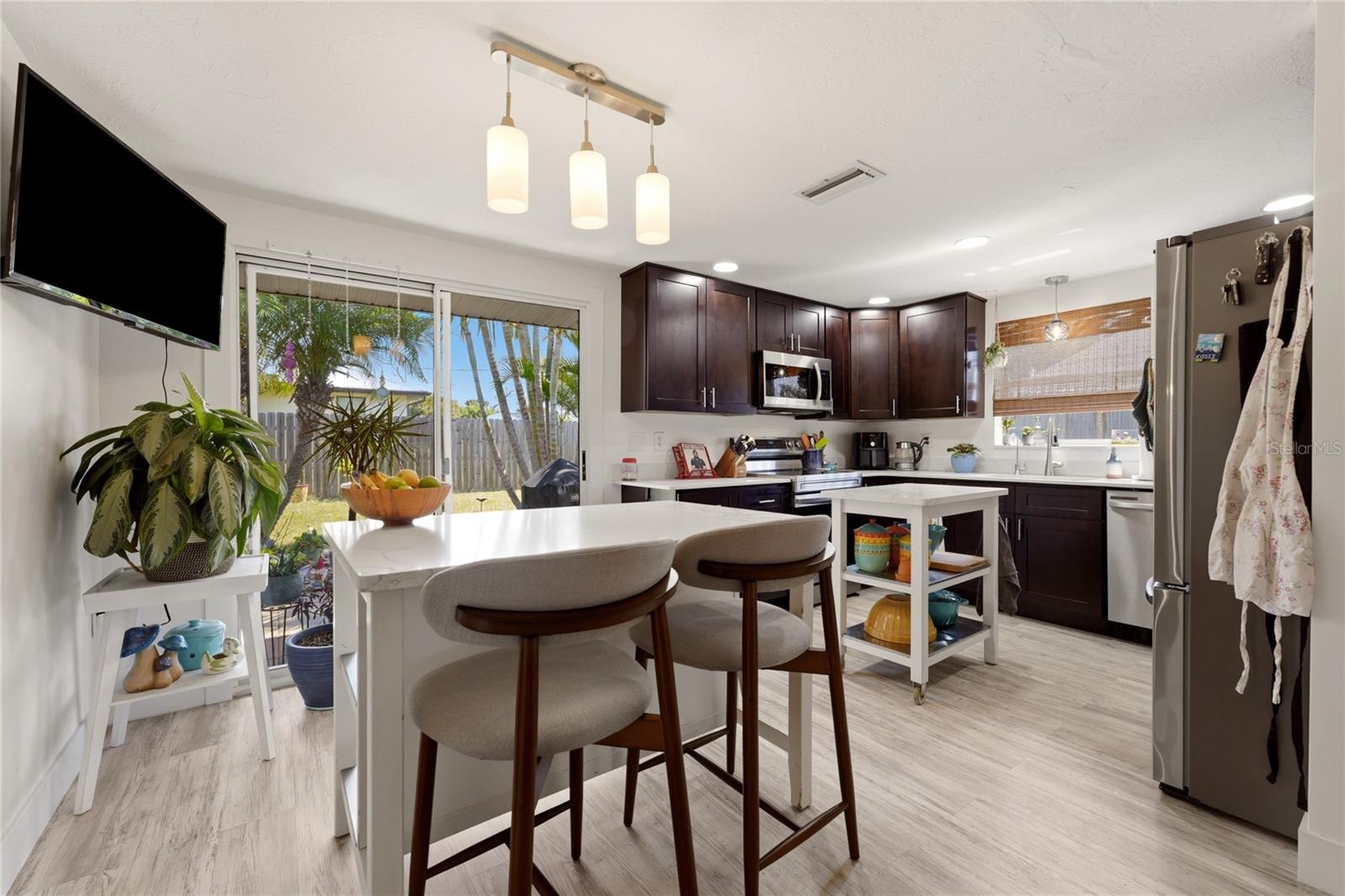 SOUTH VENICE - Residential