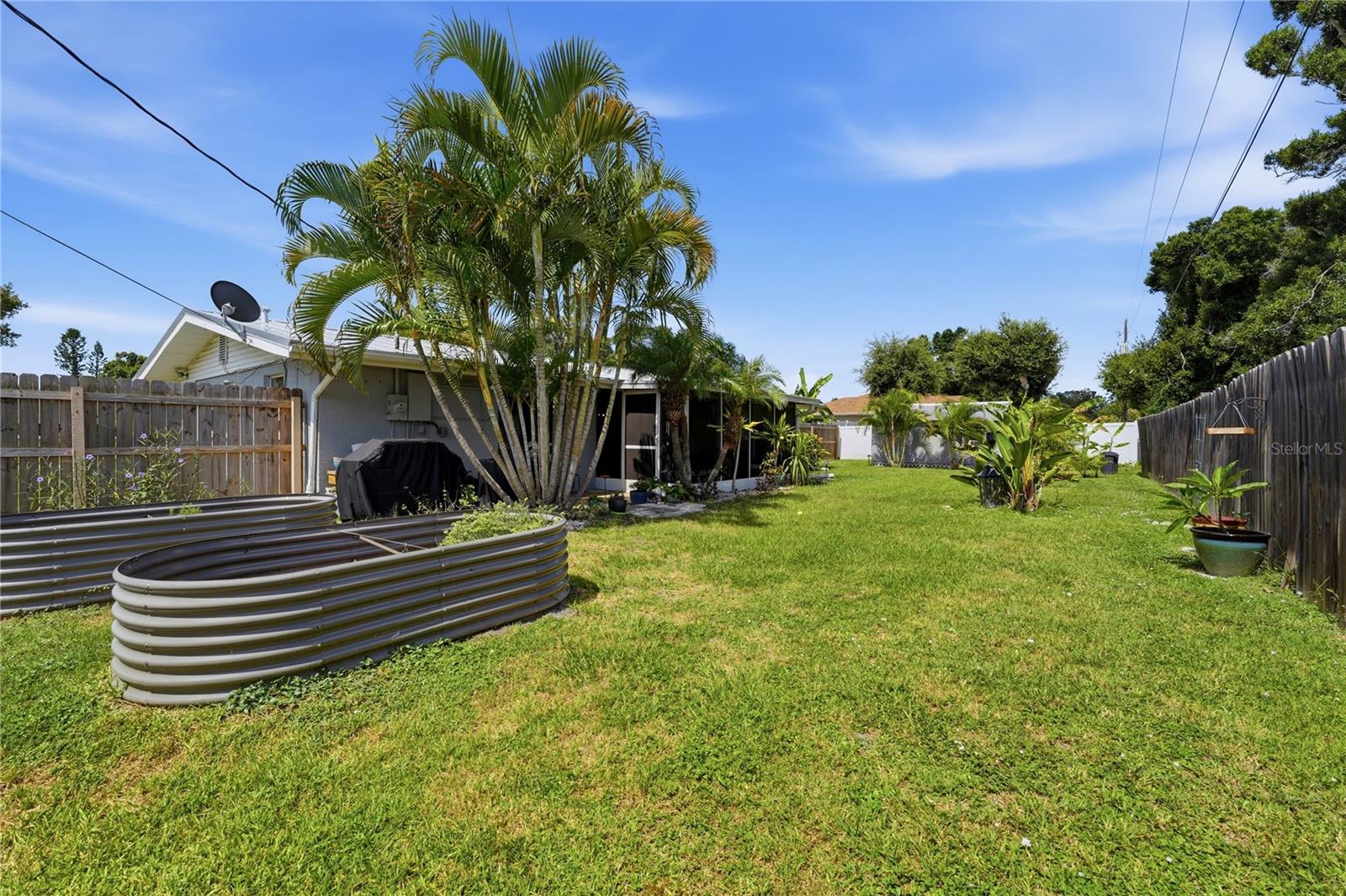 SOUTH VENICE - Residential