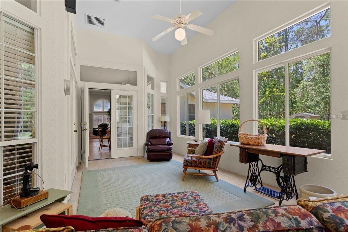 ASHTON - Residential