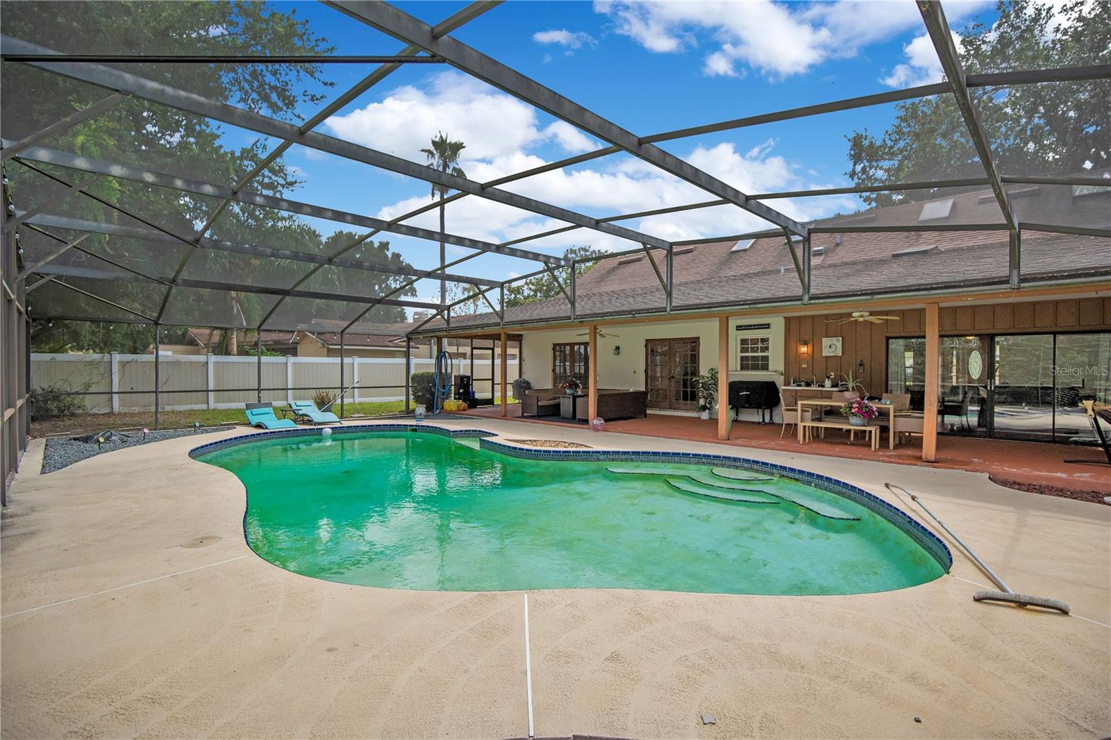 LAKE CONWAY SHORES - Residential