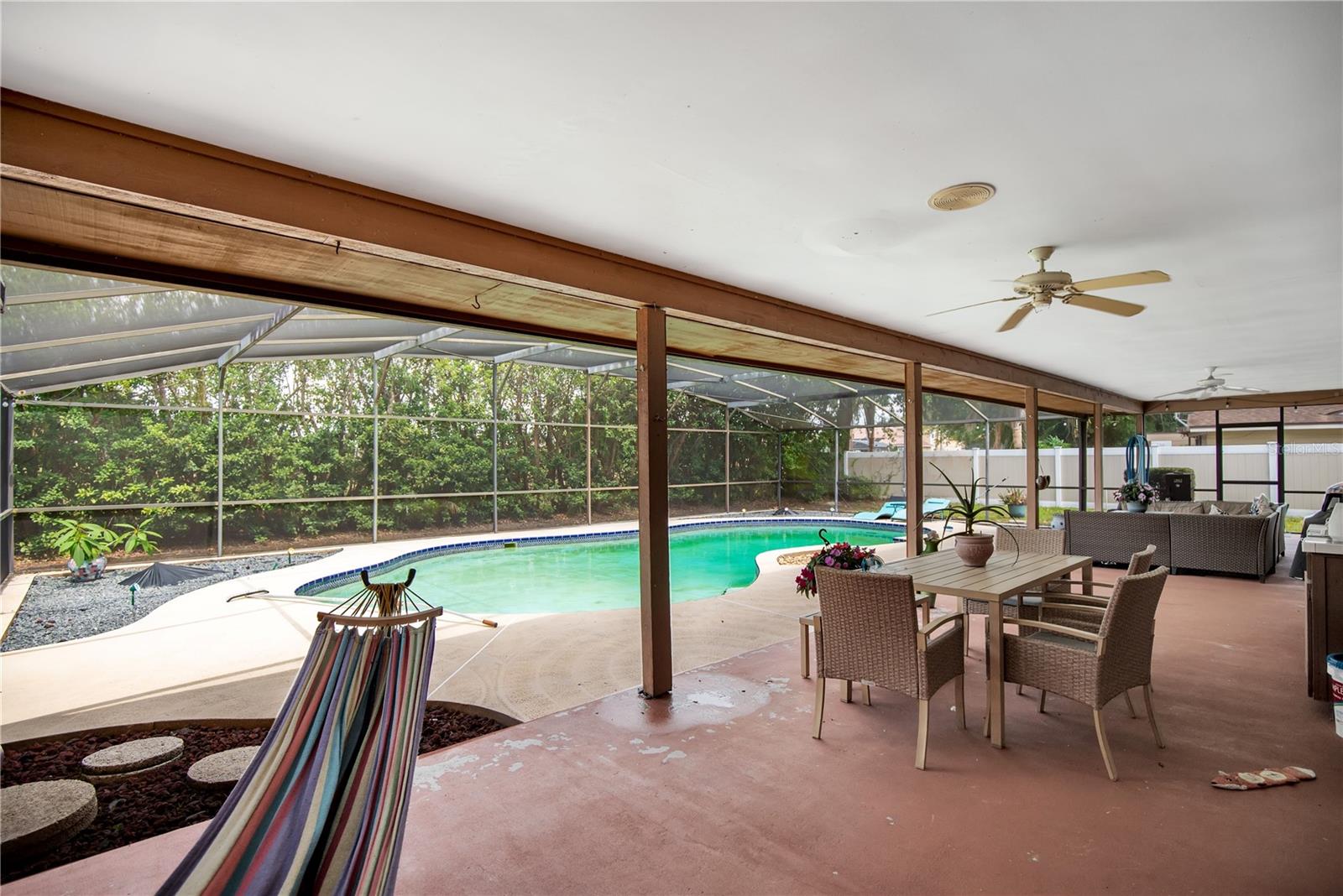 LAKE CONWAY SHORES - Residential