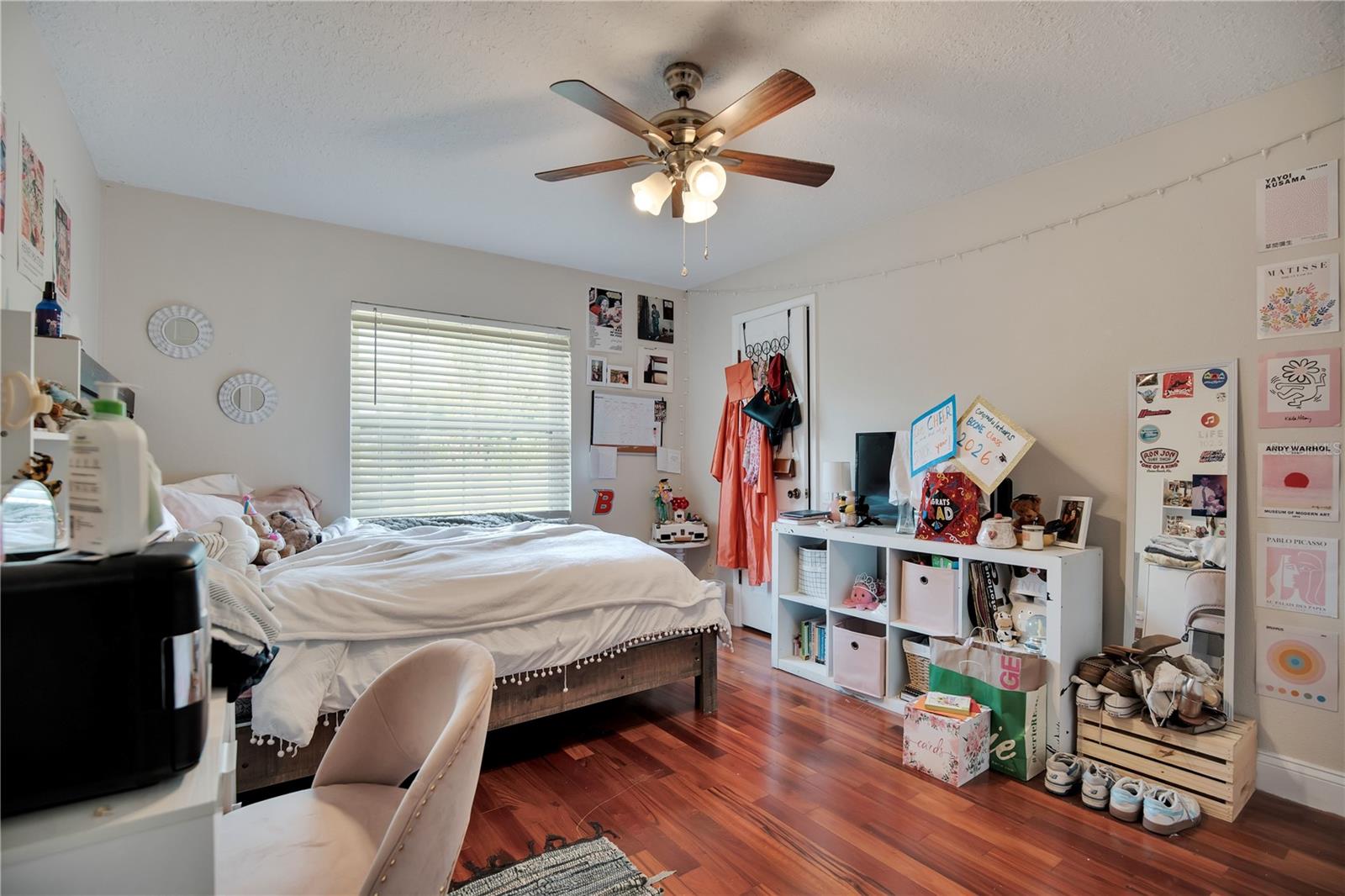 LAKE CONWAY SHORES - Residential