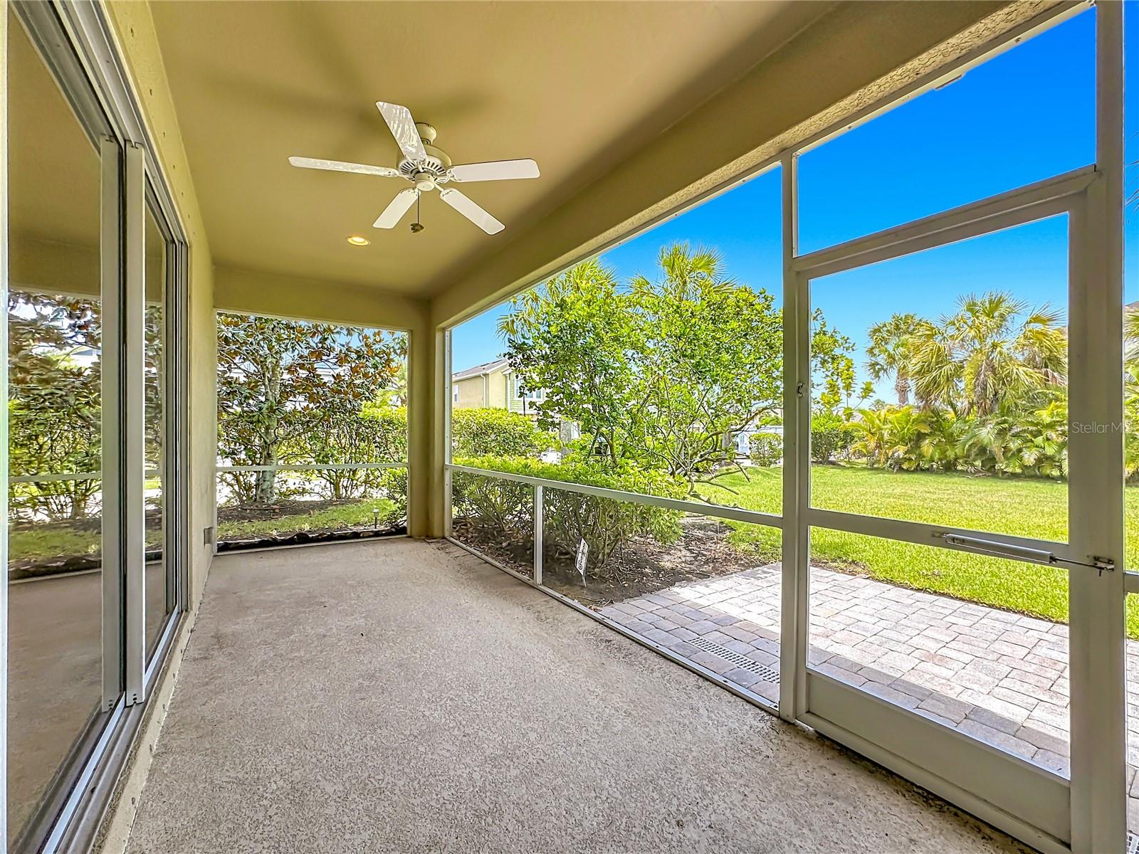 ARBOR LAKES ON PALMER RANCH - Residential