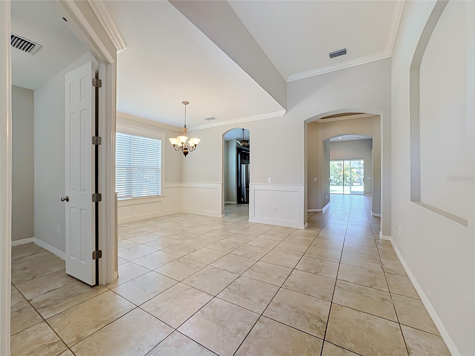 ARBOR LAKES ON PALMER RANCH - Residential