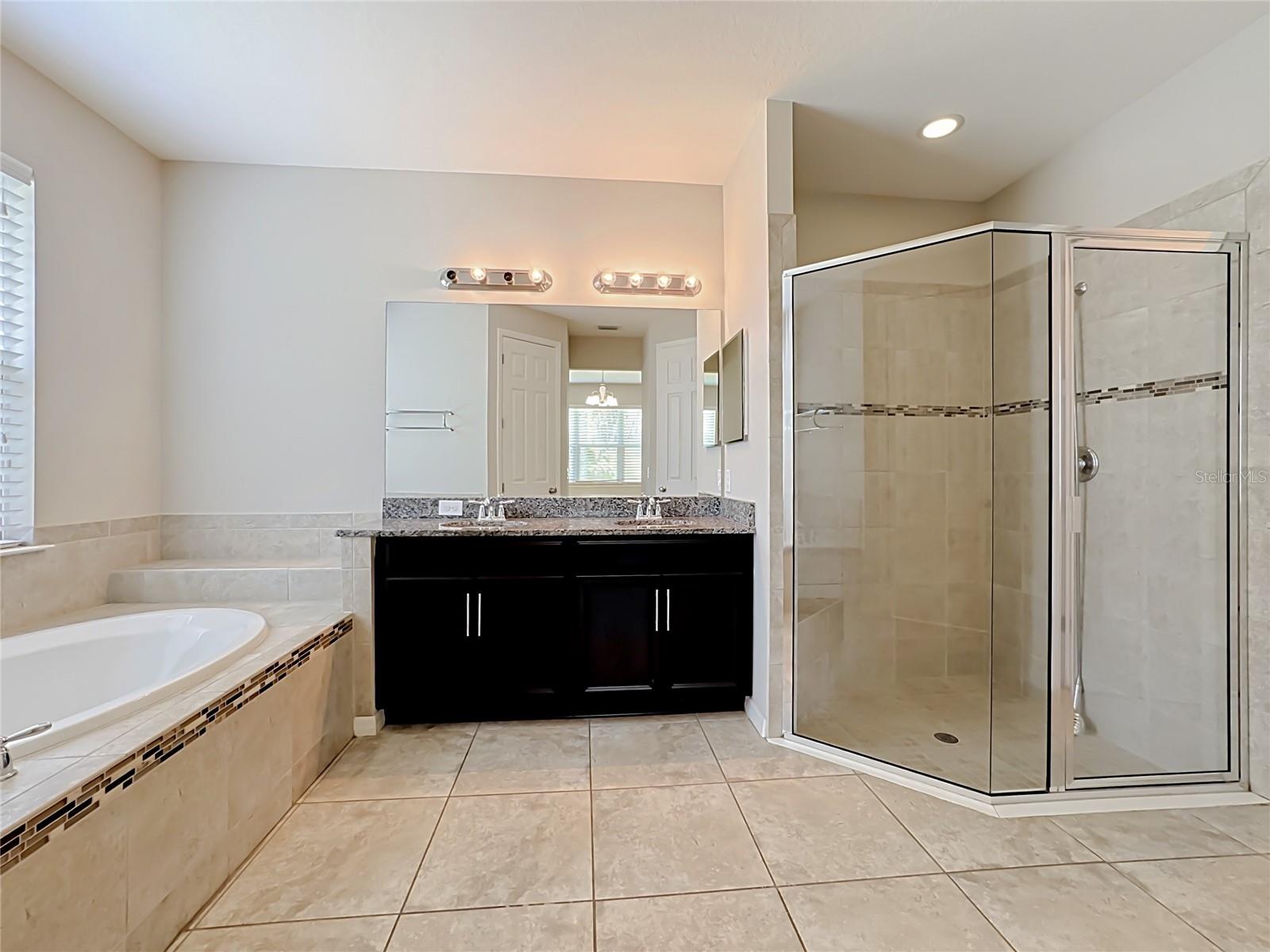 ARBOR LAKES ON PALMER RANCH - Residential