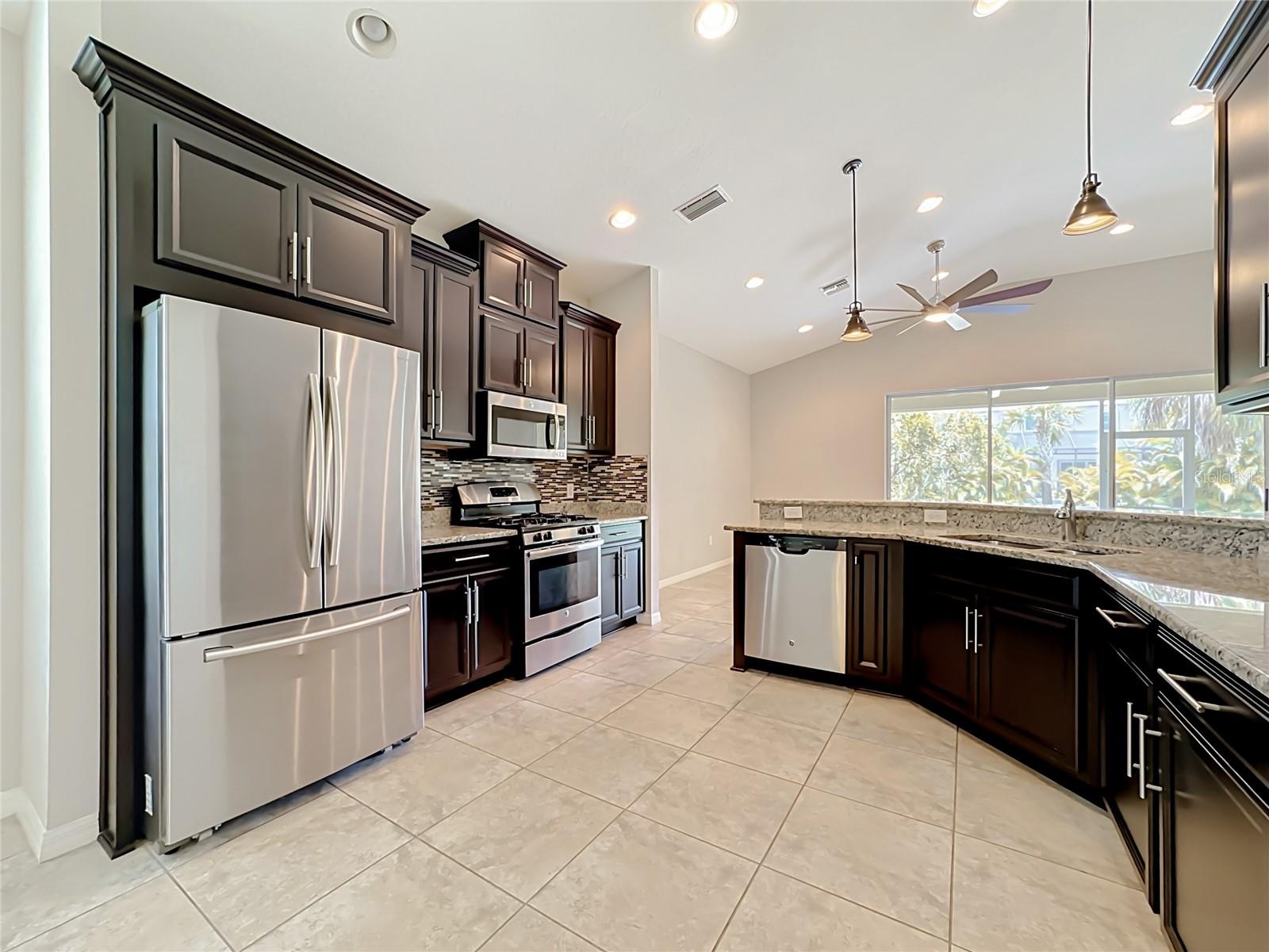 ARBOR LAKES ON PALMER RANCH - Residential