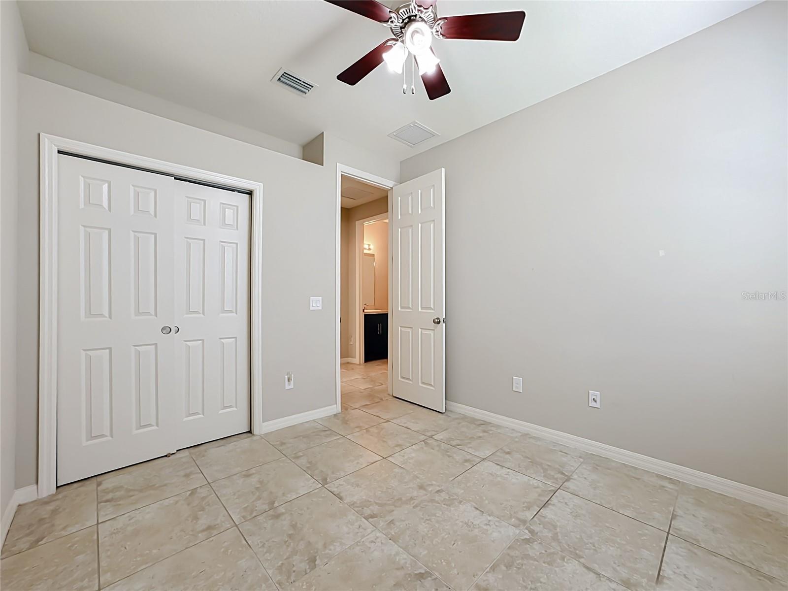 ARBOR LAKES ON PALMER RANCH - Residential