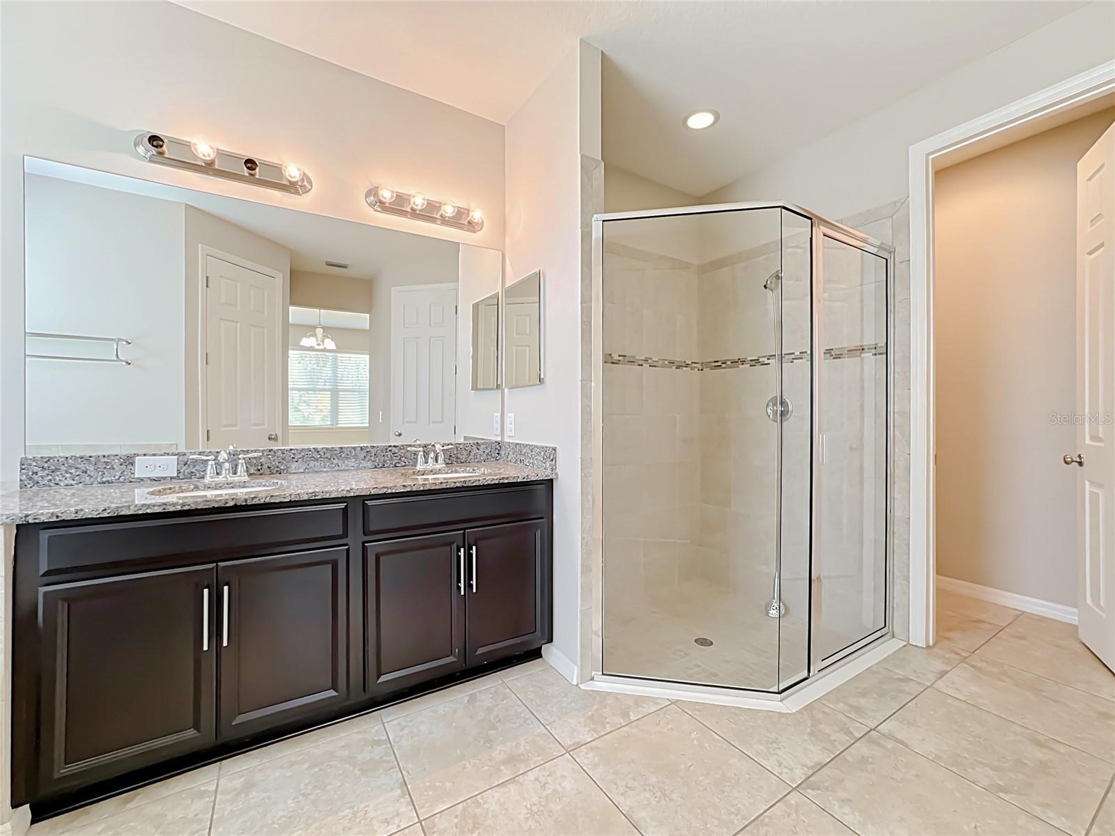 ARBOR LAKES ON PALMER RANCH - Residential