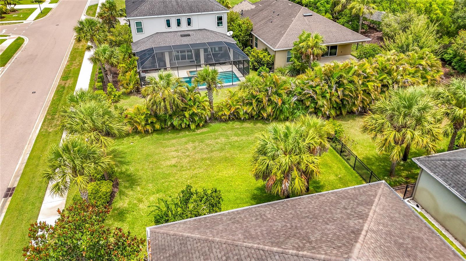 ARBOR LAKES ON PALMER RANCH - Residential