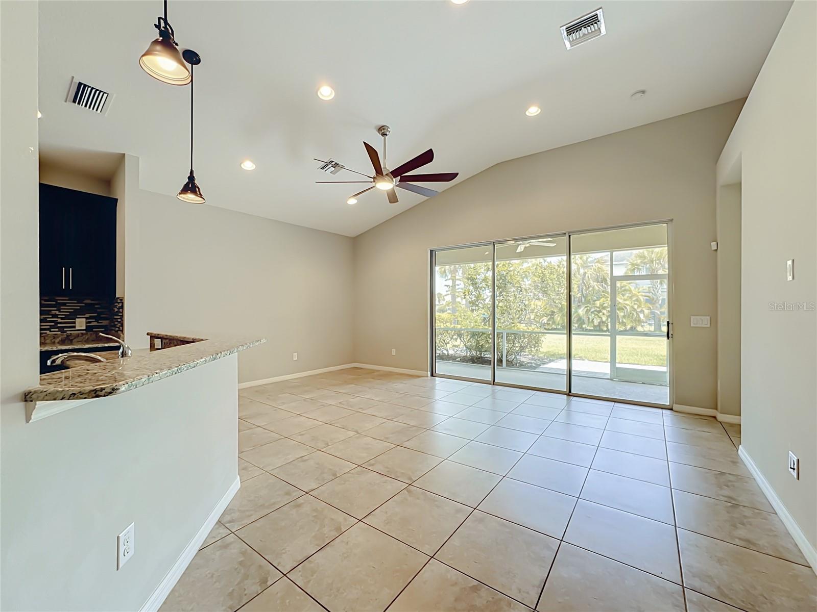 ARBOR LAKES ON PALMER RANCH - Residential