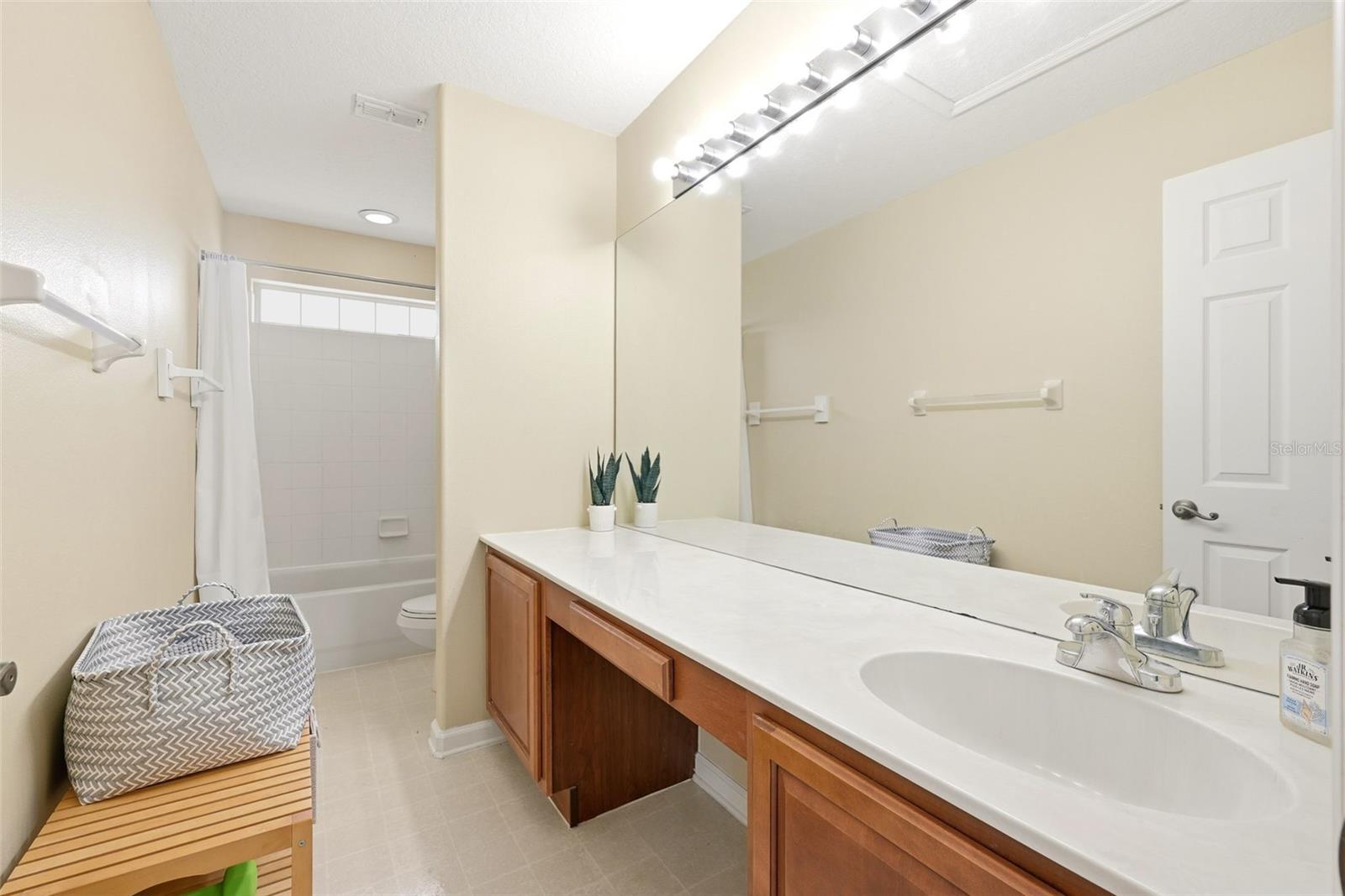 WINDERMERE CHASE - Residential
