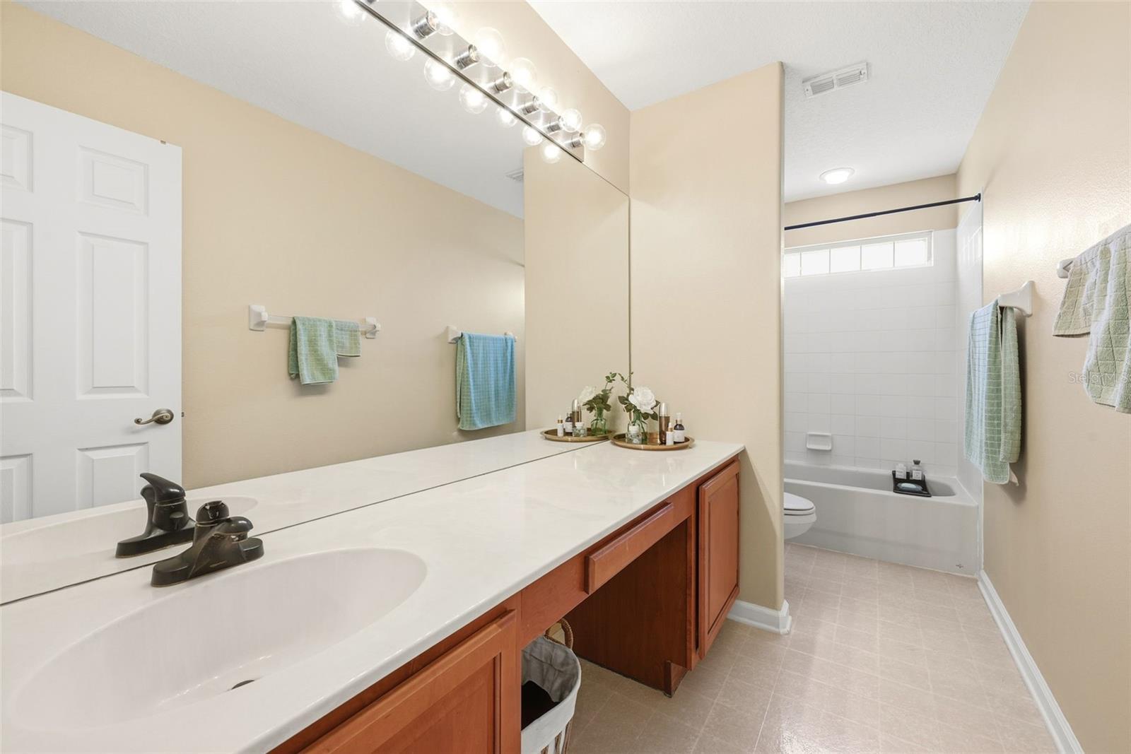 WINDERMERE CHASE - Residential