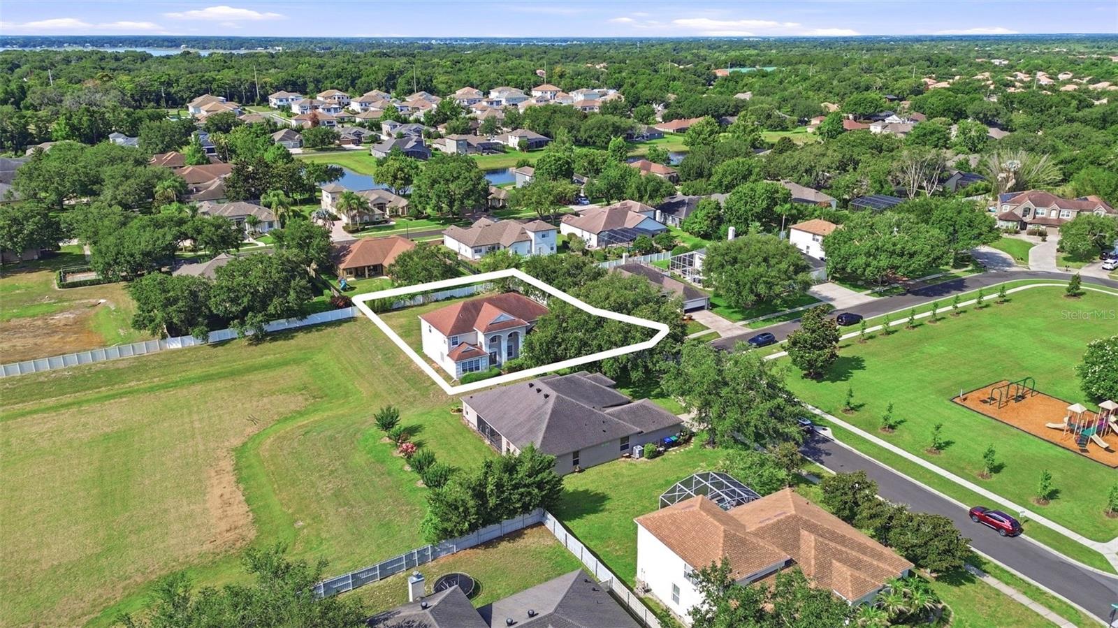 WINDERMERE CHASE - Residential