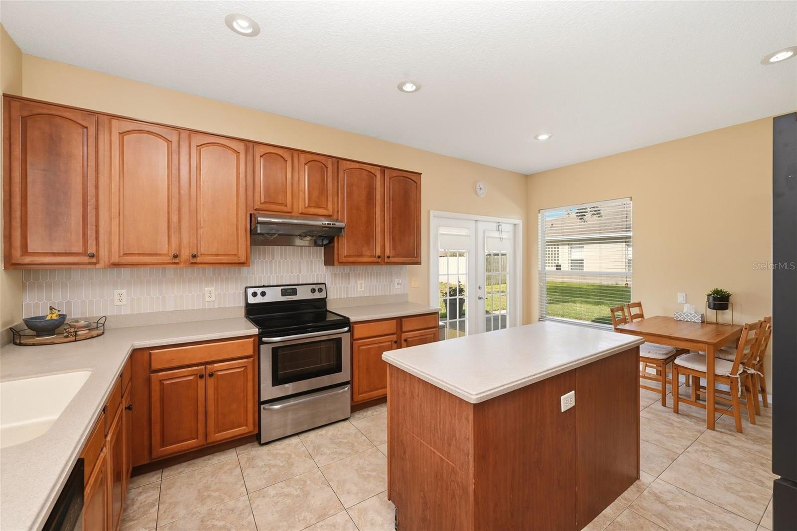 WINDERMERE CHASE - Residential
